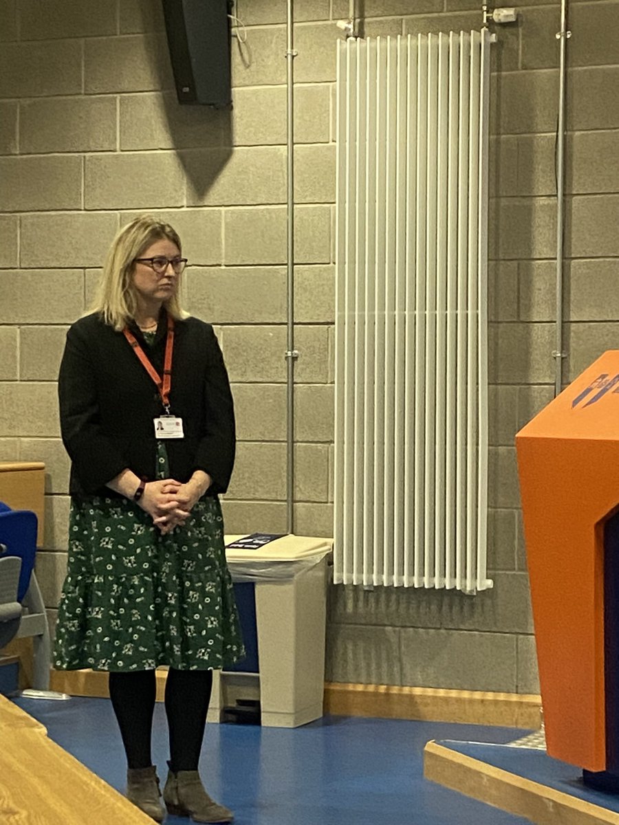 Gaeilge i nDámh an Oideachais CMgS (@moidmic) on Twitter photo An Dr Róisín Ní Mhulláin ag stiúradh obair an phléphainéil i mbun ceisteanna na nONC a chíoradh agus a fhreagairt <a href="/CoggOid/">COGG Oideachas</a> <a href="/MICEducationFac/">Faculty of Education, Mary Immaculate College.</a> <a href="/Oide_PP_Gaeilge/">Oide Iar-bhunscoileanna</a> <a href="/Oide_Droichead/">Oide Droichead Induction</a> <a href="/rnimhullain/">RoisinNiMhullain</a> <a href="/nichlochasaigh/">Karen Ní Chlochasaigh</a> <a href="/toirdealbhach/">T. Ó Lionáird</a> <a href="/padraigmob/">Pádraig Ó Beaglaoich</a> An Dr Róisín Ní Mhulláin ag stiúradh obair an phléphainéil i mbun ceisteanna na nONC a chíoradh agus a fhreagairt <a href="/CoggOid/">COGG Oideachas</a> <a href="/MICEducationFac/">Faculty of Education, Mary Immaculate College.</a> <a href="/Oide_PP_Gaeilge/">Oide Iar-bhunscoileanna</a> <a href="/Oide_Droichead/">Oide Droichead Induction</a> <a href="/rnimhullain/">RoisinNiMhullain</a> <a href="/nichlochasaigh/">Karen Ní Chlochasaigh</a> <a href="/toirdealbhach/">T. Ó Lionáird</a> <a href="/padraigmob/">Pádraig Ó Beaglaoich</a>