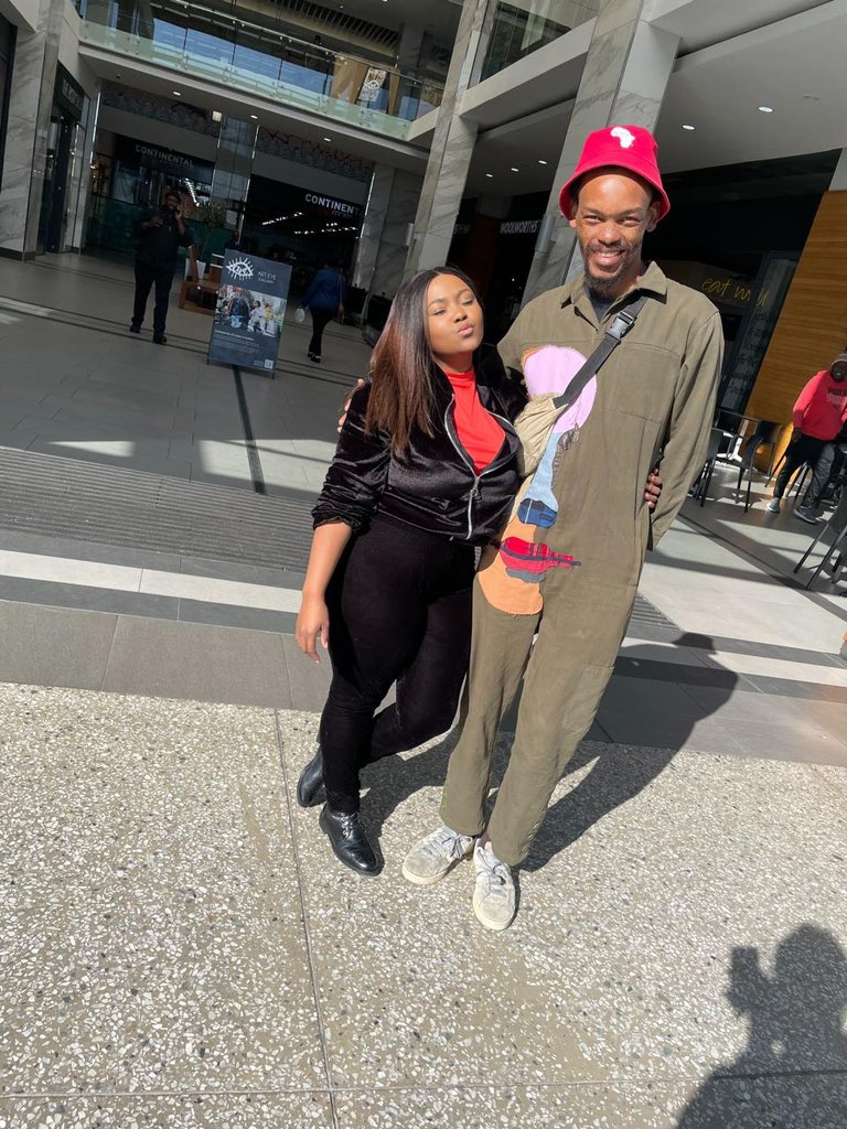 Frame 1: In 2016 Went to prison to visit &amp; took a picture with man that she claimed raped her in 2010 

Frame 2: picture taken 17 July 2024 she Met a man that she claims she raped her in 2016…. 

And you expect us to take woman serious .. asihlanyi phela Thina😩😭