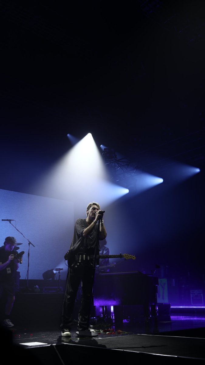 n_toooo's tweet photo. LANY
a beautiful blur: the world tour
ZEPP NAMBA https://t.co/TEd79HiQmB