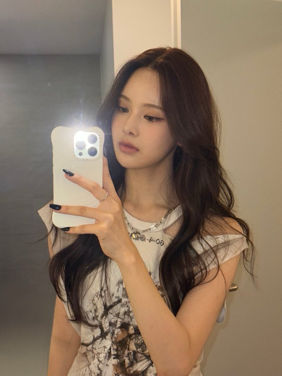 [izME📮]

🫶

#izna #이즈나
#BANGJEEMIN #방지민