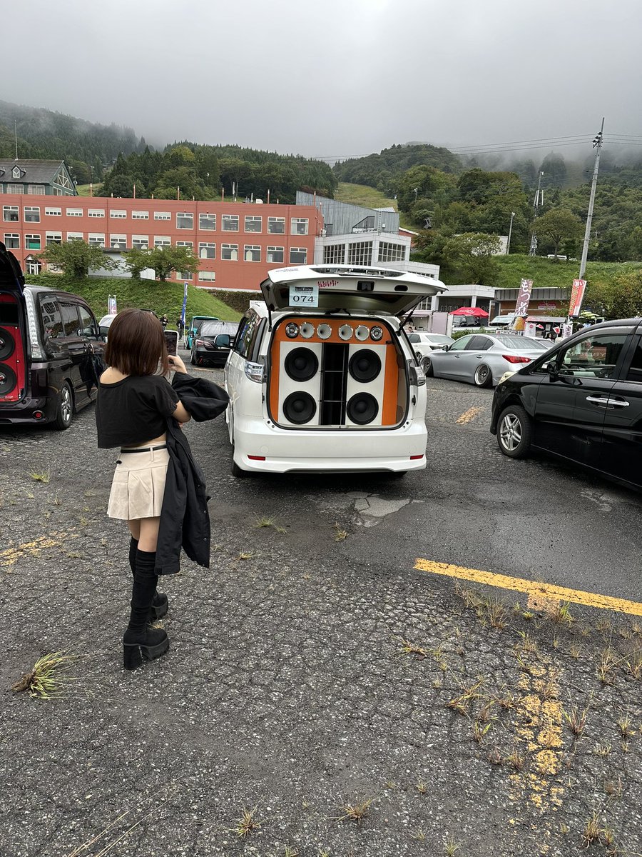 揚げわかつき@1号機🚙🔊🎶（外向きわかつきさん🚙🔊🎶） (@yuta_bani) on Twitter photo 