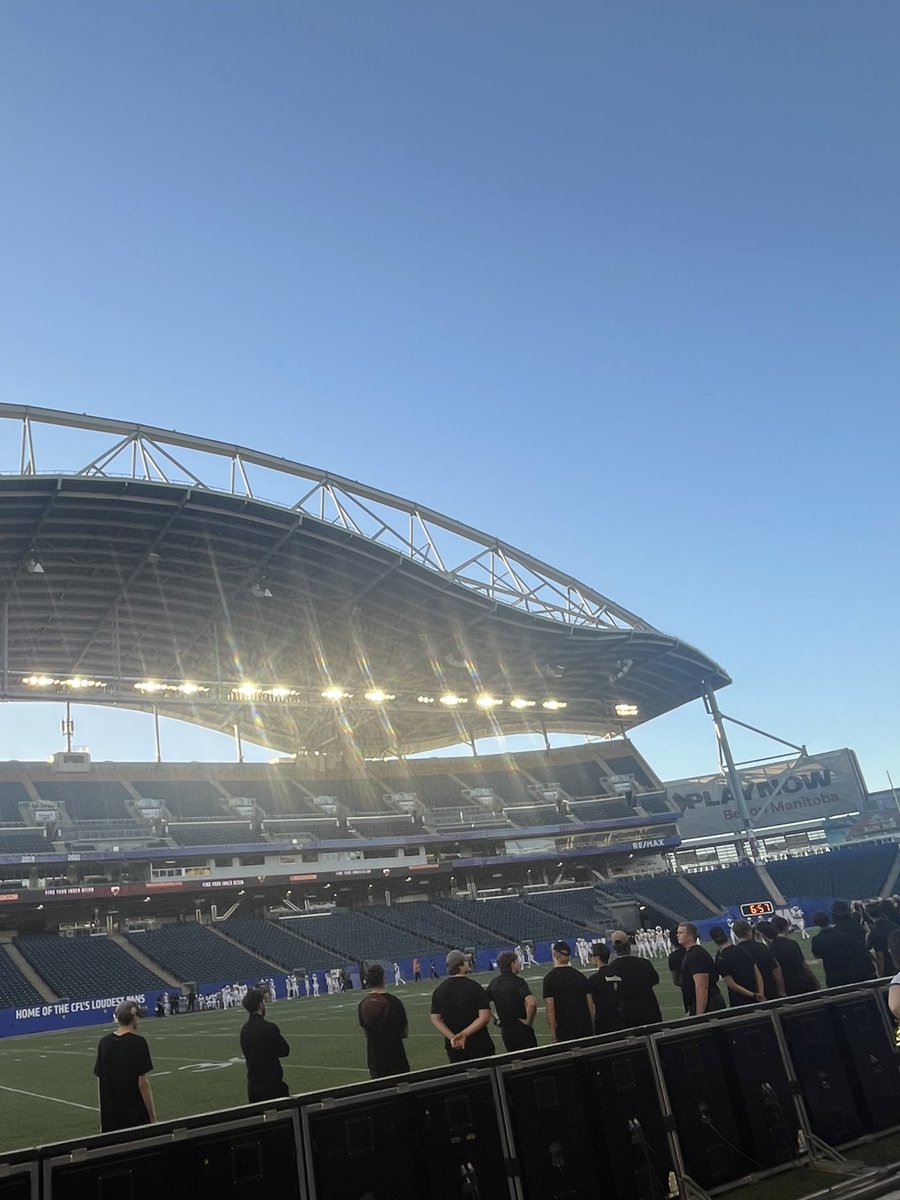 Oba Davies (@takeoverdee2) on Twitter photo Had an amazing game day visit today <a href="/umbisons/">Manitoba Bisons 🦬</a> . Thanks to <a href="/Sean_Ollie/">Sean Ollie</a> for the invite Had an amazing game day visit today <a href="/umbisons/">Manitoba Bisons 🦬</a> . Thanks to <a href="/Sean_Ollie/">Sean Ollie</a> for the invite