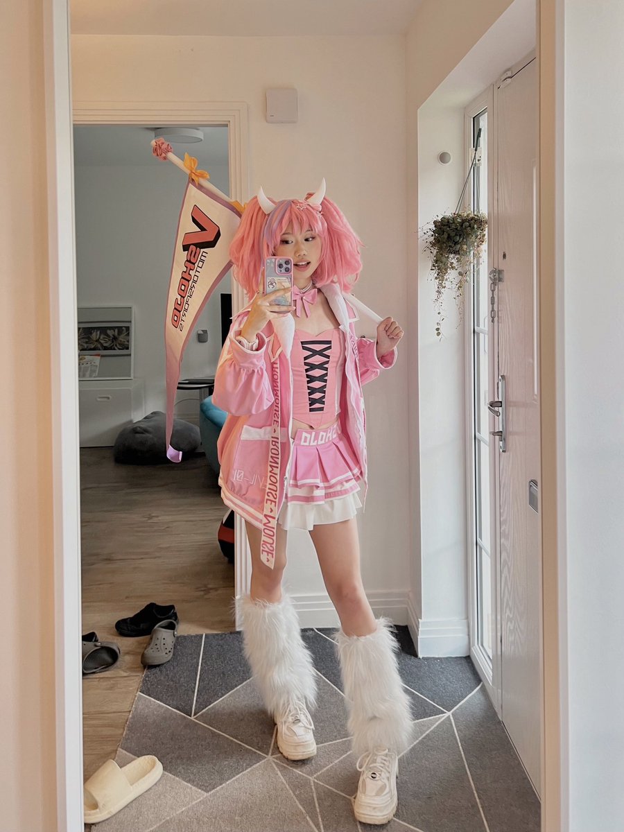 qingqingxz's tweet photo. I made an @ironmouse cosplay!😈🎀
#ironmouseart https://t.co/hRaMyMXEqS