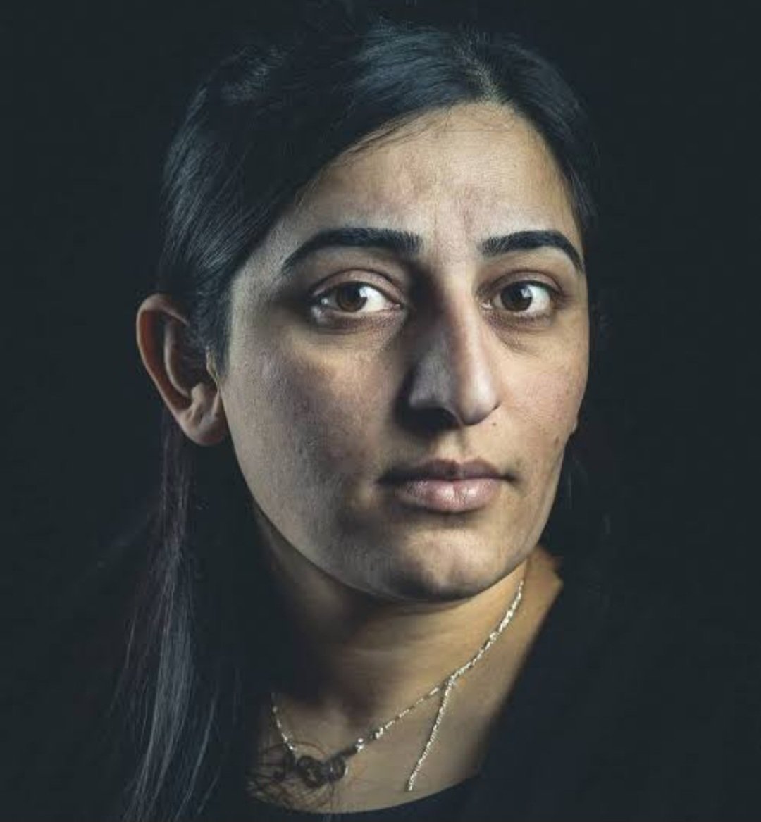 PersecArchive's tweet image. In 2014, 17-year-old Farida Khalaf’s life was shattered when ISIS militants invaded her village in northern Iraq. After witnessing her father and brothers brutally executed, she was torn from her home and thrown into captivity with other Yazidi girls. Sold into slavery and…