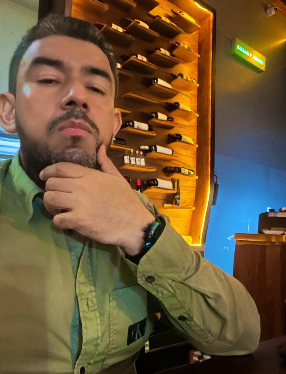nickocasta's tweet photo. Tengan un sábado chingon! https://t.co/cJv6ekljJ9