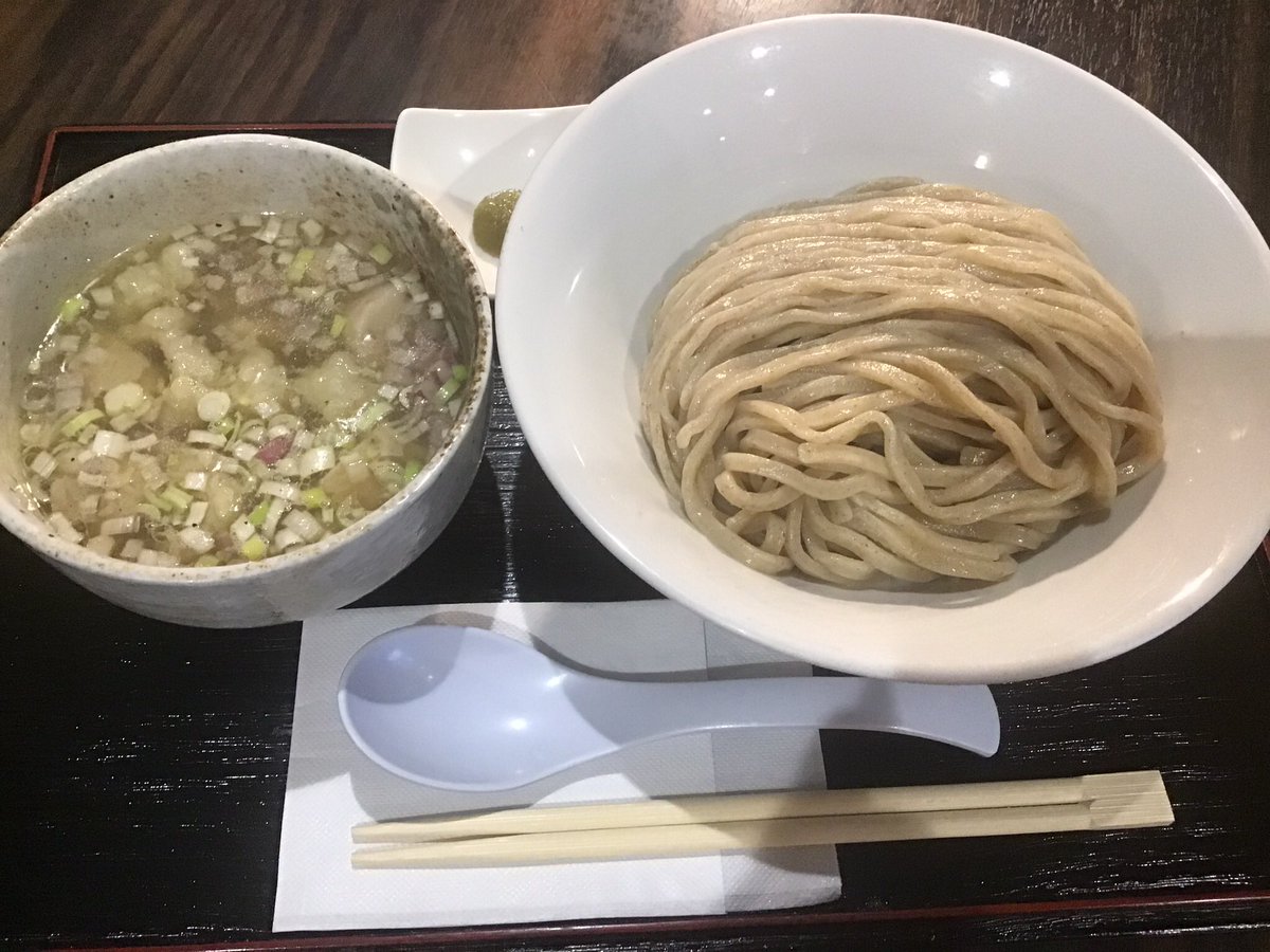 おはようございます☀
本日も11:00〜15:00で営業中です

本日毎月恒例500円サービスデー！
今月はホルモン塩つけ麺が500円
是非ご来店ください😃
今なら若干数席空いてまーす

#らーめん　#大阪　#寺田町　#つけ麺　#ワンコイン　
#激安