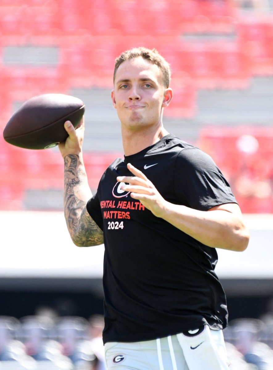 Jmoneybetsports's tweet image. Oooo I’m Carson Beck Oooo I’m retarded