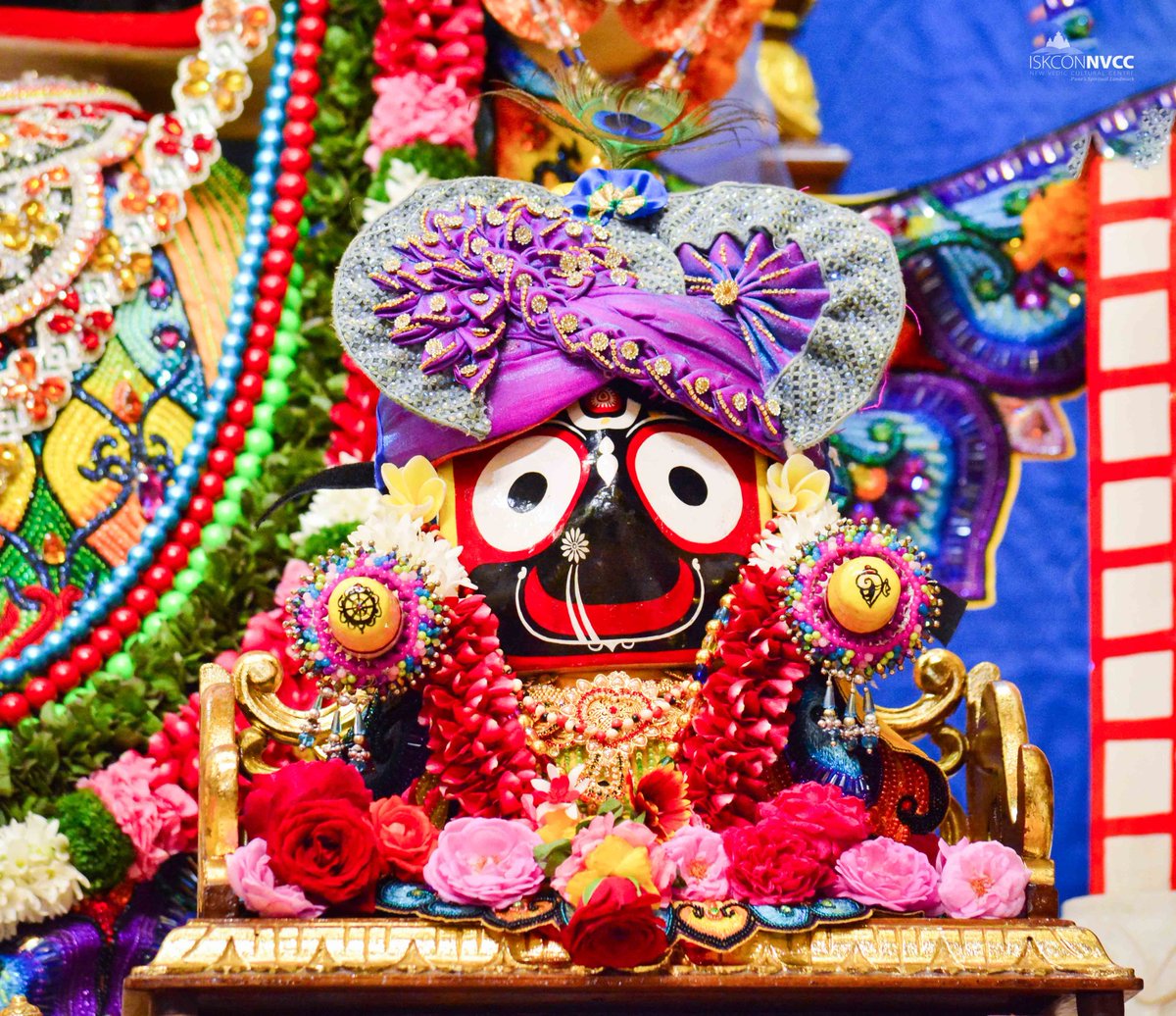 ISKCONPune's tweet photo. 🙏🏽Today's Darshan 📿 🗓29-09-2024🙏
🌷Sri Sri Jagannath Baldev Subhadra🌷
🚩@ISKCONNVCCPune🚩
.
.
#ISKCONNVCCPune #ISKCONNVCC #ISKCONPune #ISKCON
#29thseptember #29thseptember2024 #Sunday
#kirtan #Harekrishna #Krishna #Kirtan #Krishna
#Harinaamsankirtan #Radheshyamdas
#Radhe https://t.co/cJ8Ados8qf