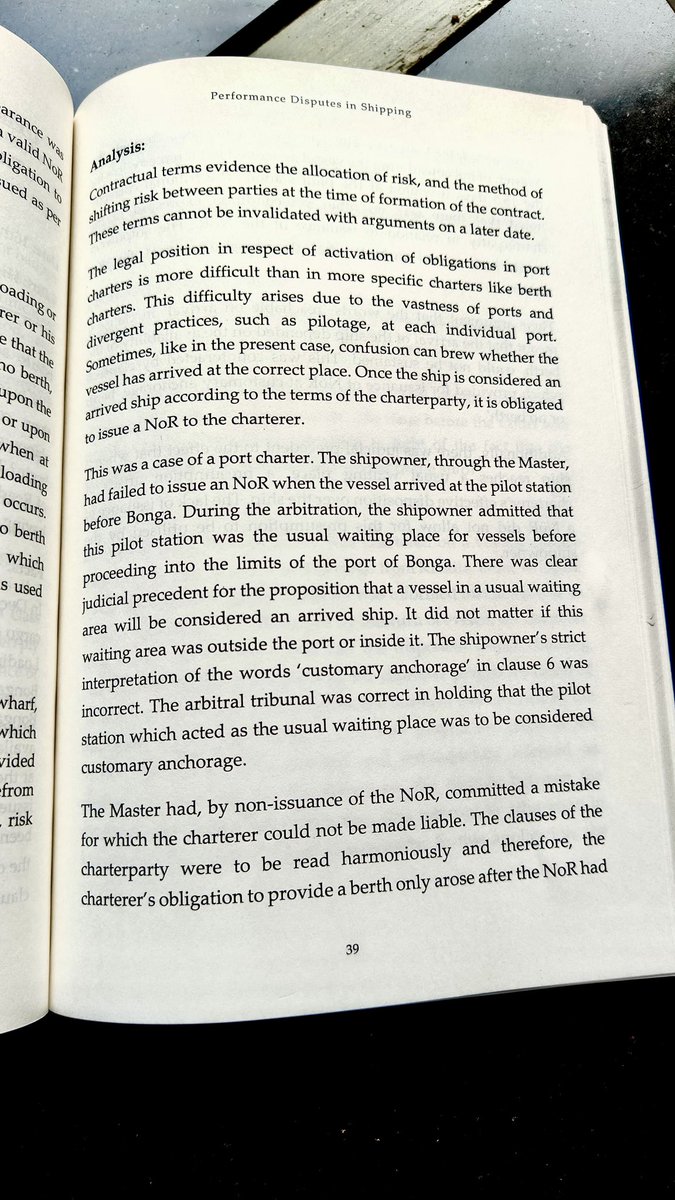 TinyDhillon's tweet photo. PERFORMANCE
DISPUTES IN SHIPPING : 
A COLLECTION OF CASE NOTES FROM INDIA by Mayank Suri

My companion over the weekend …
Very well compiled 👏👏

Jai Hind 🇮🇳 https://t.co/egEXUCanca