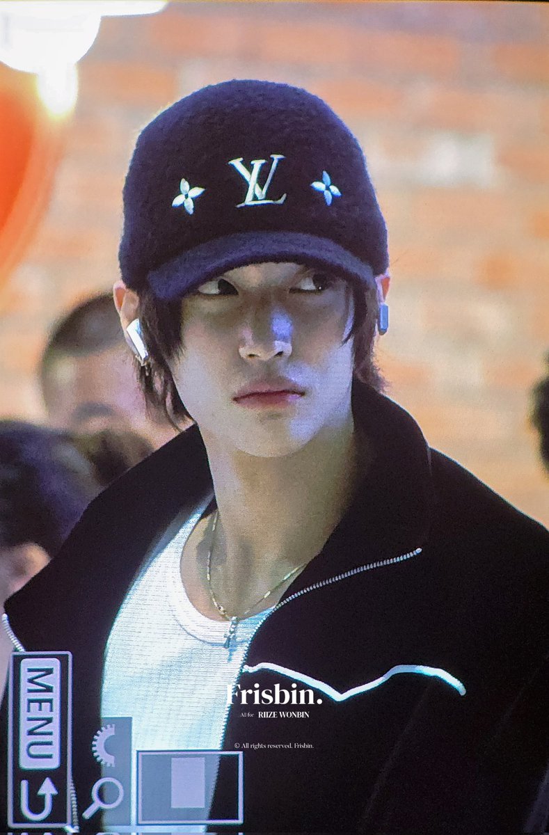 frisbiin's tweet photo. 240928 HAN
#라이즈 #RIIZE #원빈 #WONBIN https://t.co/ypbBO5SDVi
