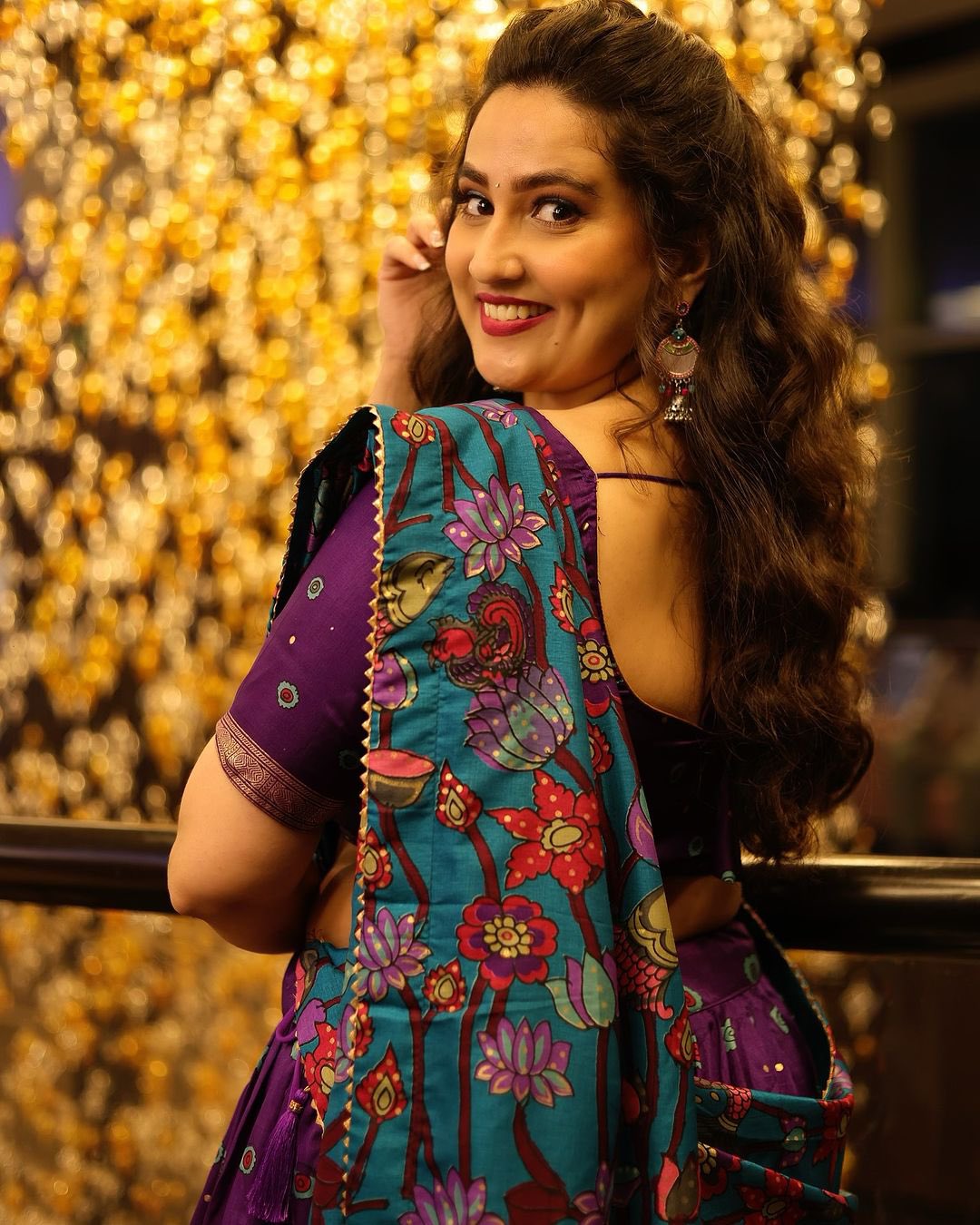 GYnV_5GXIAA8QKw?format=jpg&name=large