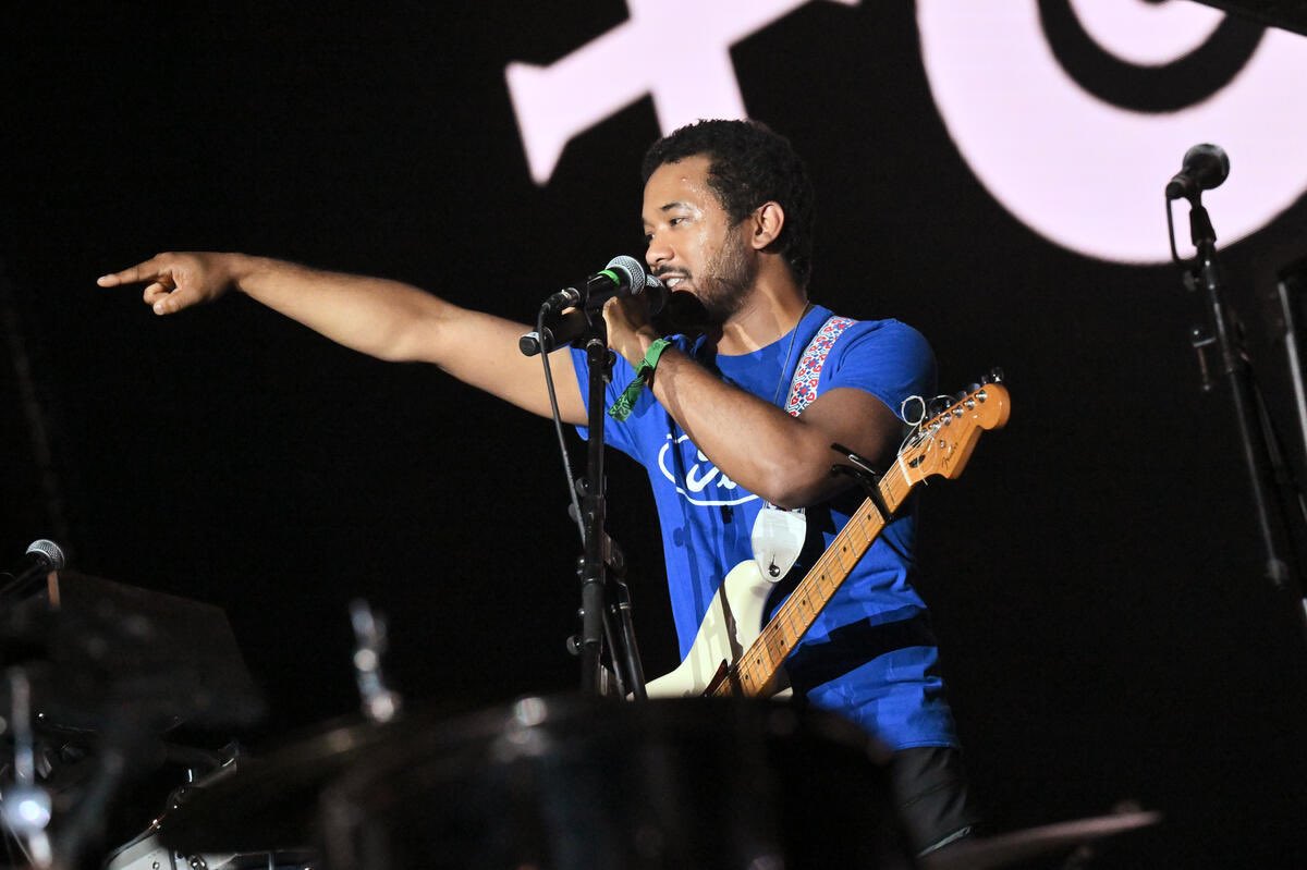 feels like heaven when <a href="/ToroyMoi/">Toro y Moi</a>’s around ✨