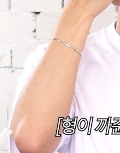 털필러버 (@tulpillover) on Twitter photo 