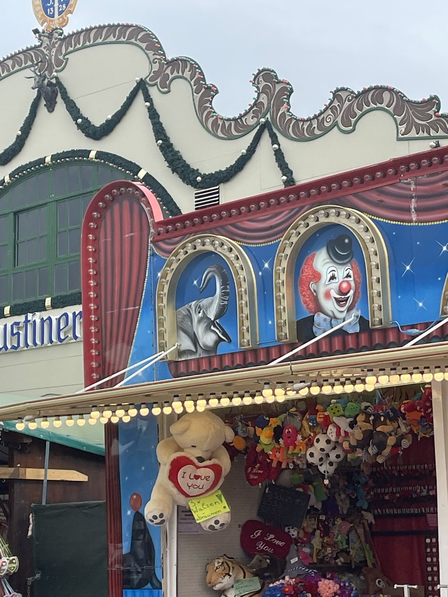 seeaclown's tweet photo. Sometimes you see a lil clown
#oktoberfest2024 https://t.co/8iqEGsLRir