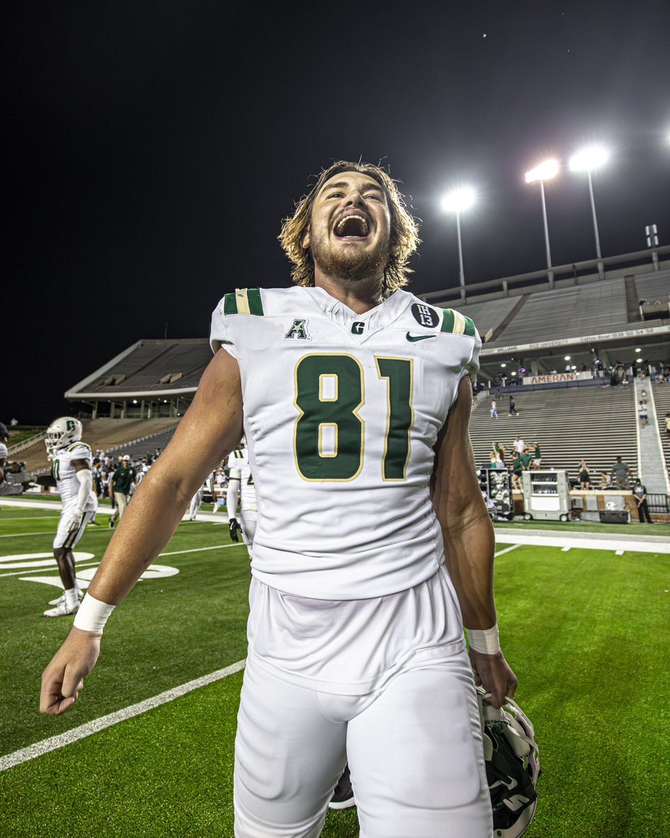 CharlotteFTBL's tweet photo. What a feelin’! 🤙

#GoldStandard⛏️ https://t.co/PisJZudF8C