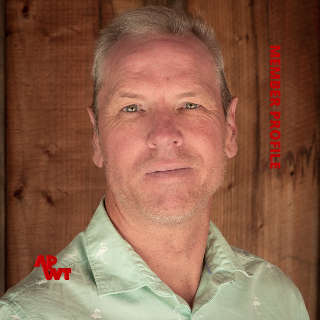 #APWTBOOKSHELF  APWT member Patrick Moser uses surfing to open a door on the cultural appropriation practiced by Californians against a backdrop of settler colonialism and white nationalism. 
Available worldwide at: amazon.com/Waikiki-Dreams…