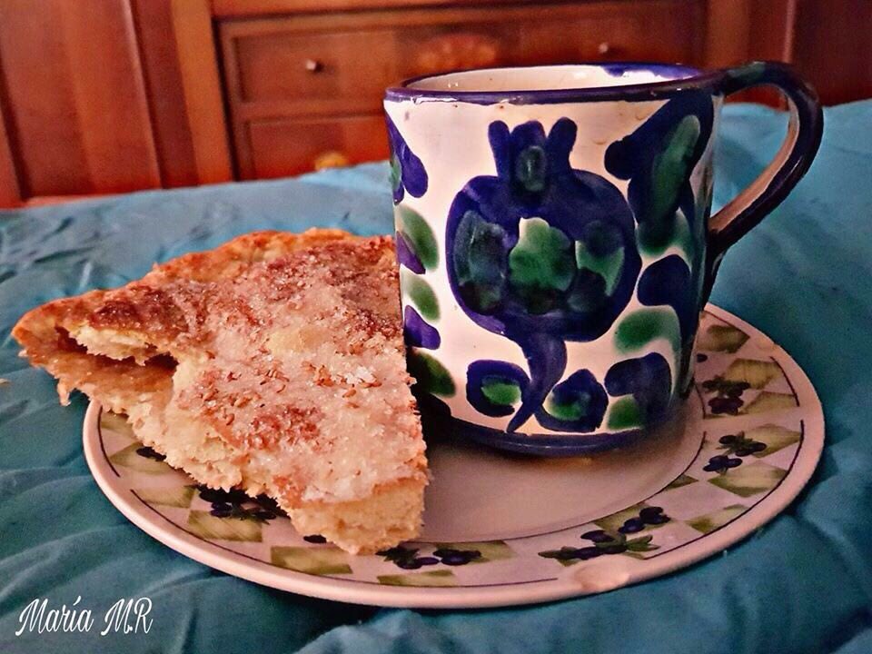 RegionGranada's tweet photo. La torta de la Virgen, dulce tradicional granadino del día de la Virgen. #RegióndeGranada, gastronomía única. https://t.co/oxpMHGkdQC