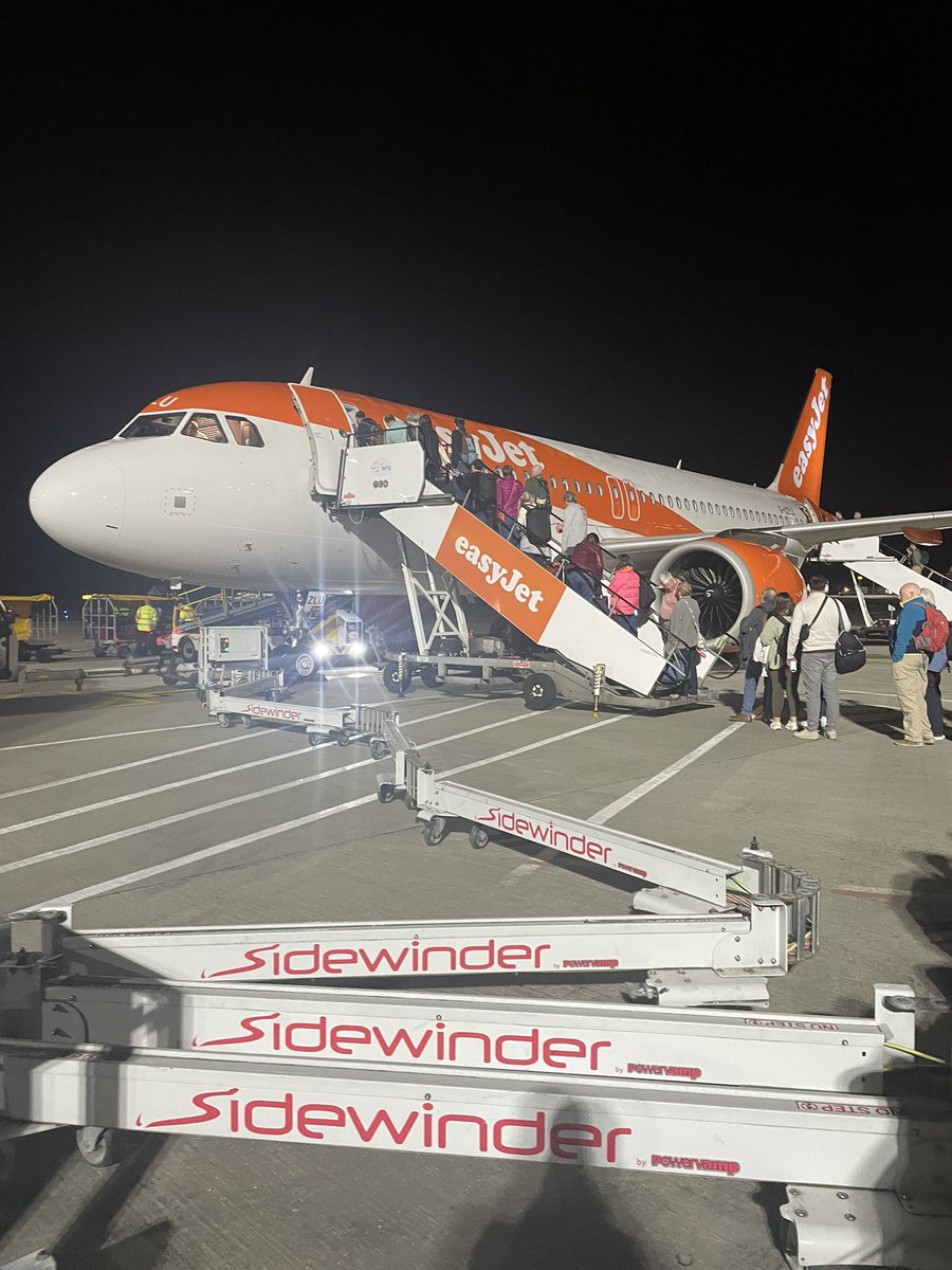 Next stop Lisbon ✈️🇵🇹