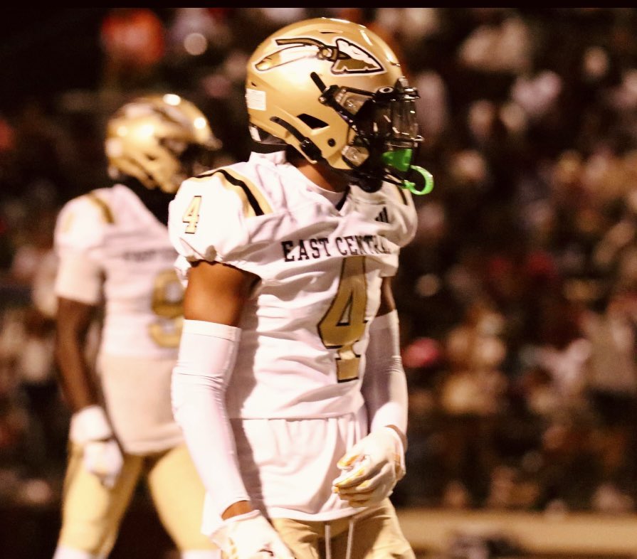 Mid Szn

hudl.com/v/2QEea7

<a href="/JUCOFFrenzy/">JUCO Football Frenzy</a>