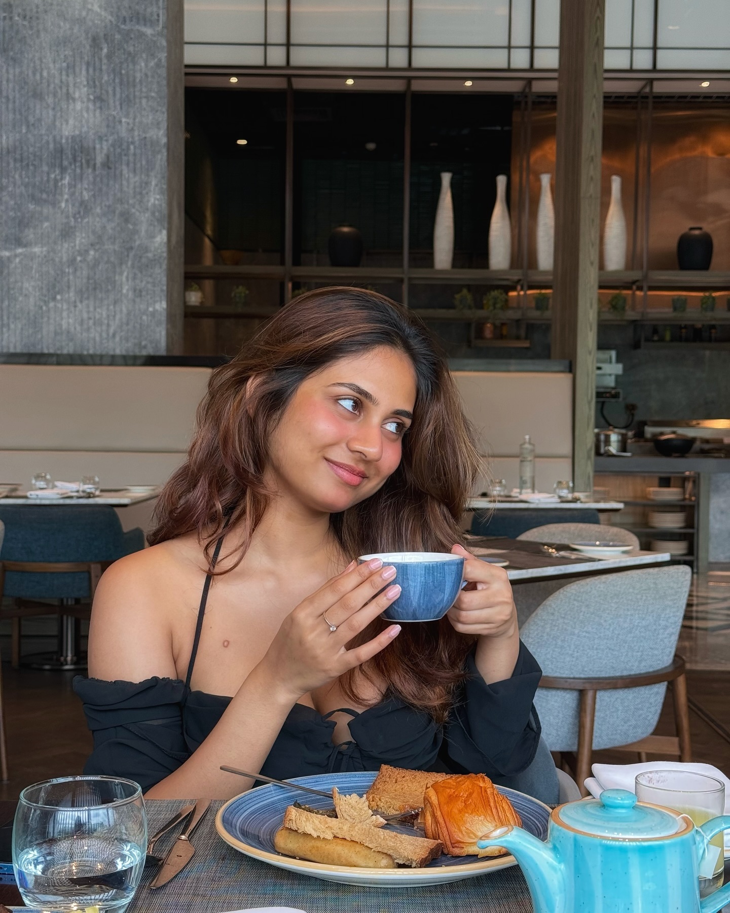 GYnnFcUasAI8n_p?format=jpg&name=large