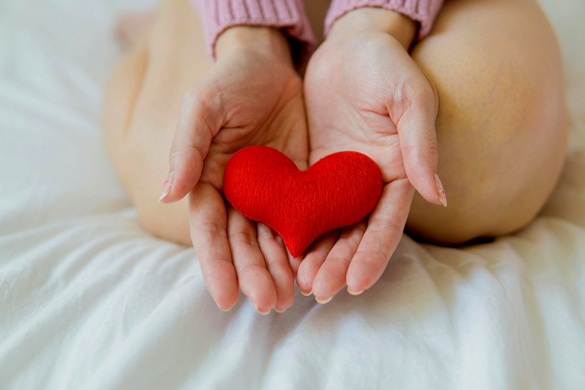 On #WorldHeartDay2024, give your heart some love.

Find out how to keep it happy and healthy by asking #RediffGurus here.  gurus.rediff.com/question/categ…

#heartday #HealthAwareness #HealthyHabits 

Image: Pexels.com