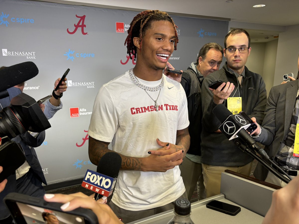 Ryan Williams on his game-winning TD vs Georgia:

“A play don’t care who make it. I was like, why not me?”