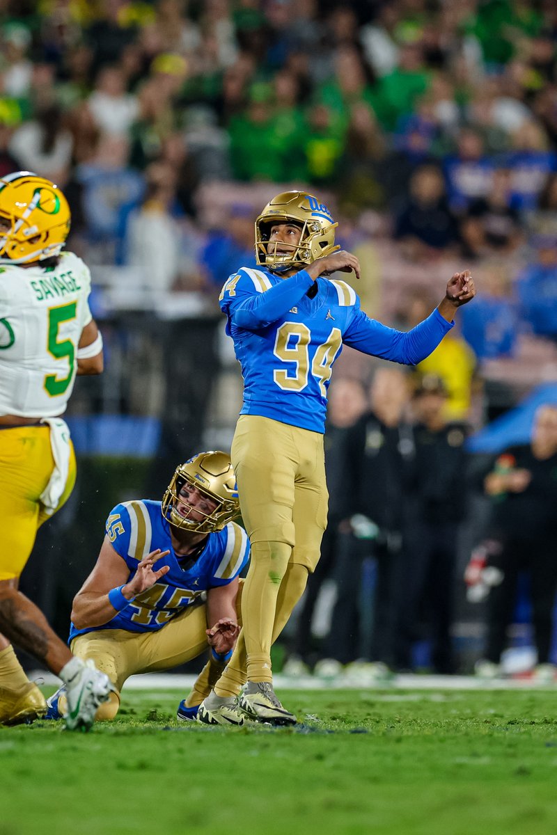 Mateen Bhaghani's 54-yard field goal is tied for the fourth-longest in UCLA history, and is the longest by a Bruin since 2015. 🥾🔥

#GoBruins