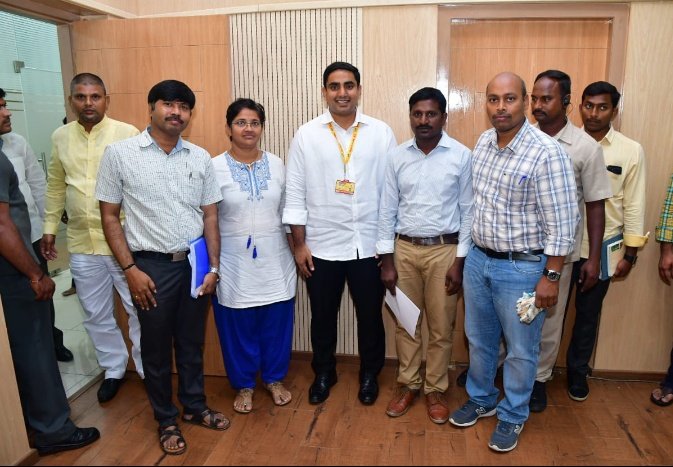 MandaVijay64518's tweet photo. చదువులపైన ప్రత్యేకశ్రద్ధ చూపిస్తున్న
@naralokesh, @ncbn
అన్నా గత ప్రభుత్వం #APAsstProfIssue మెరిట్ ని హేళన చేస్తూ హైకోర్టు లో కౌంటర్ వేసింది. మీకు ఈ విషయం తెలుసు కదా, మీరే మాకు న్యాయము చేయగలరు, APPSC స్క్రీనింగ్ టెస్ట్ క్వాలిఫైడ్ వాళ్ళని యూనివర్సిటీలలో తీసుకొని న్యాయం https://t.co/iBVd2CHP2c