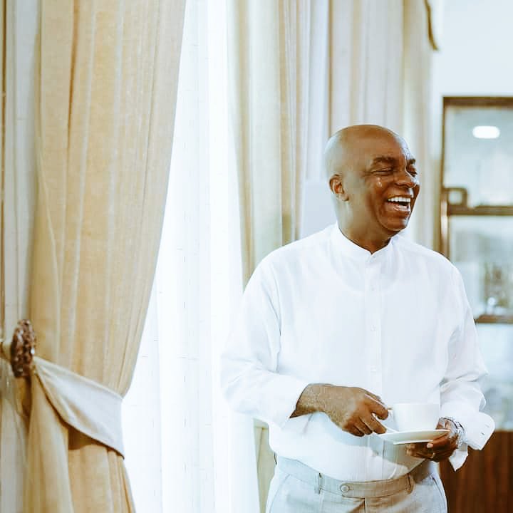AMOSONIJOSEPH's tweet photo. @PastorEAAdeboye Happy 70th birthday Papa Bishop David Oyedepo 🎂
#BDO70 https://t.co/08dpd7fjFU