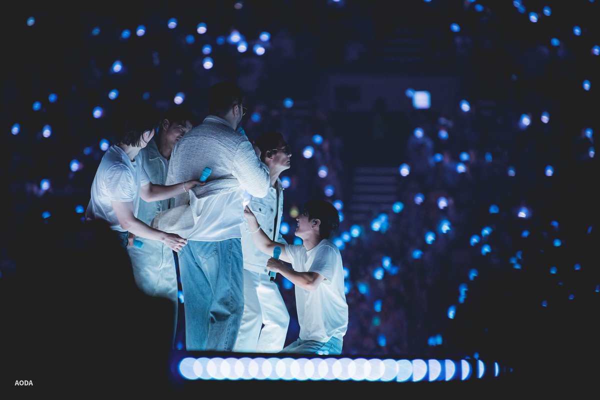 240928 god 2024 concert : CHAPTER 0
이 길 끝에 영원히 눈을 맞춰 노래해
#god #지오디