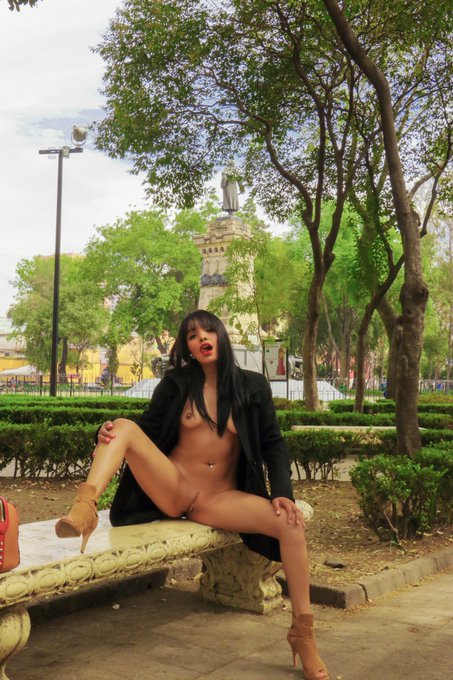 me cojerias en el parque de las gabiotas de #cdmx ? https://t.co/FQ3TfoYSpB
