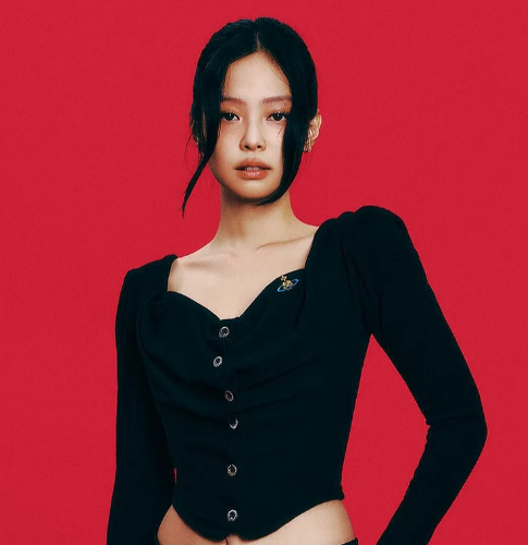 AboutMusicYT's tweet photo. Both Lisa and Jennie will release new music in October. https://t.co/KuzO2a0A5W