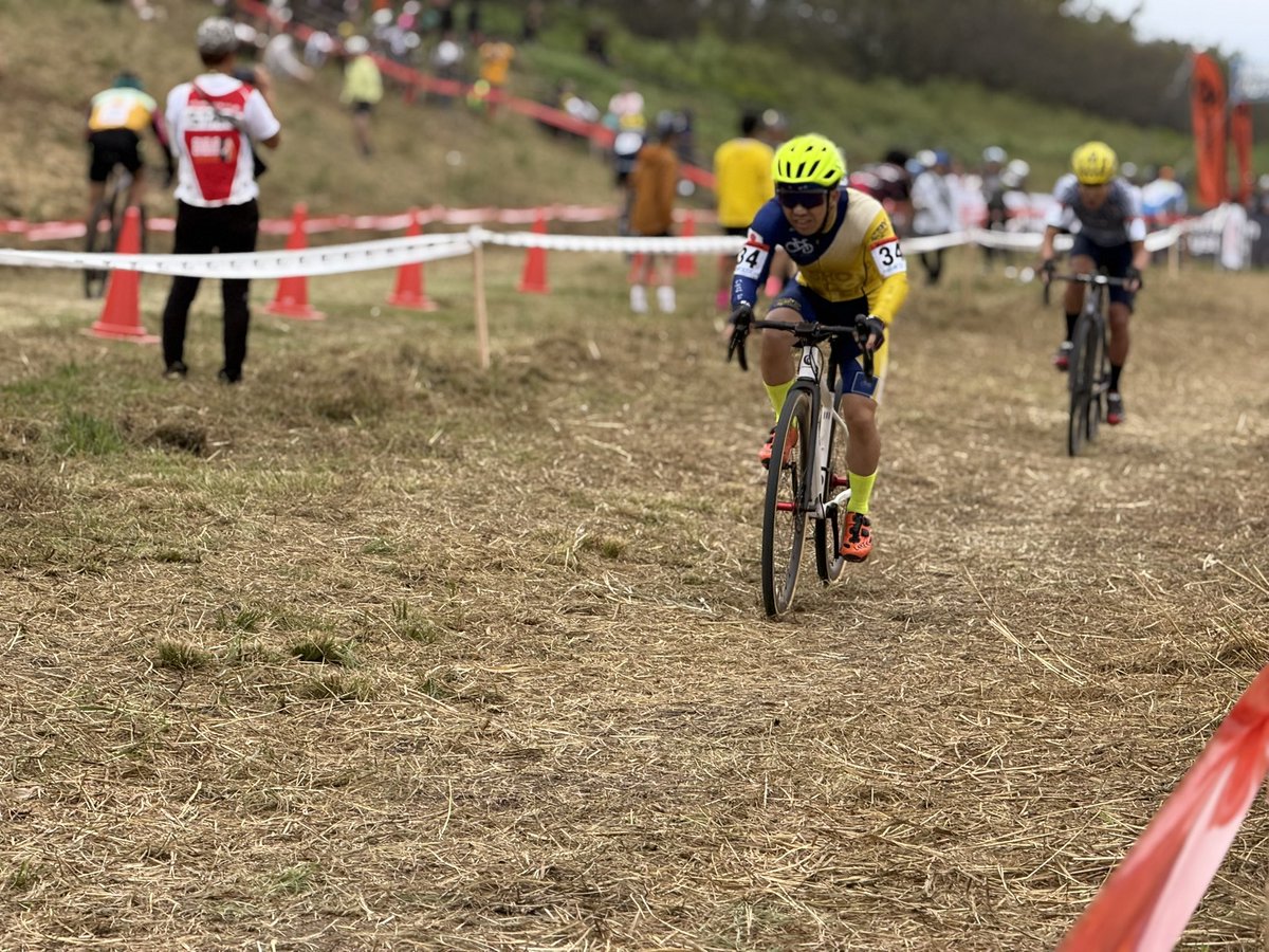 Sirokuma_O_RB's tweet photo. シクロシーズン開始
#稲城クロス #shonangoldenergy #cycledays #ナミプロエナジー #湘南ゴールドエナジー #サイクルデイズ https://t.co/GdtGhLbR8R