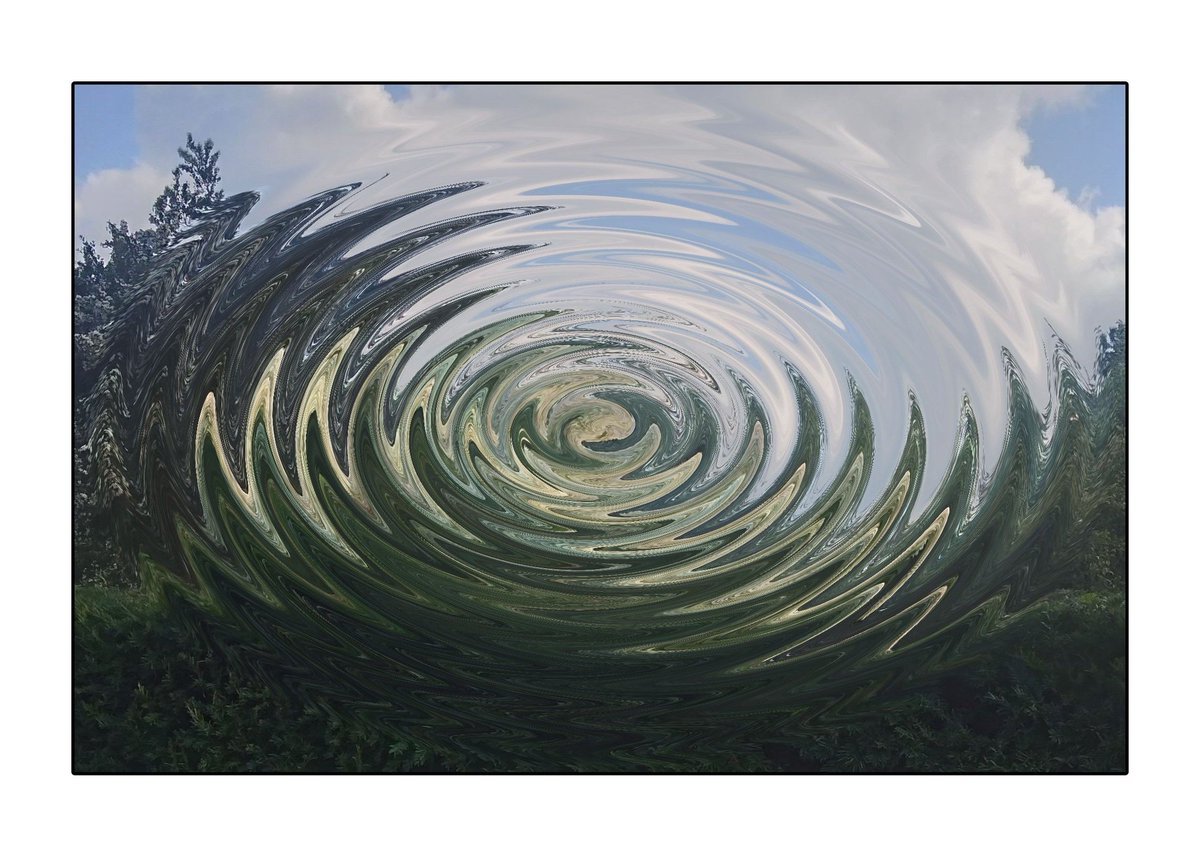 AllGumsBlazing's tweet image. &quot;The Straight Story&quot; #photography #digitalart #digitalimage #lismorecastlegardens #dungarvan