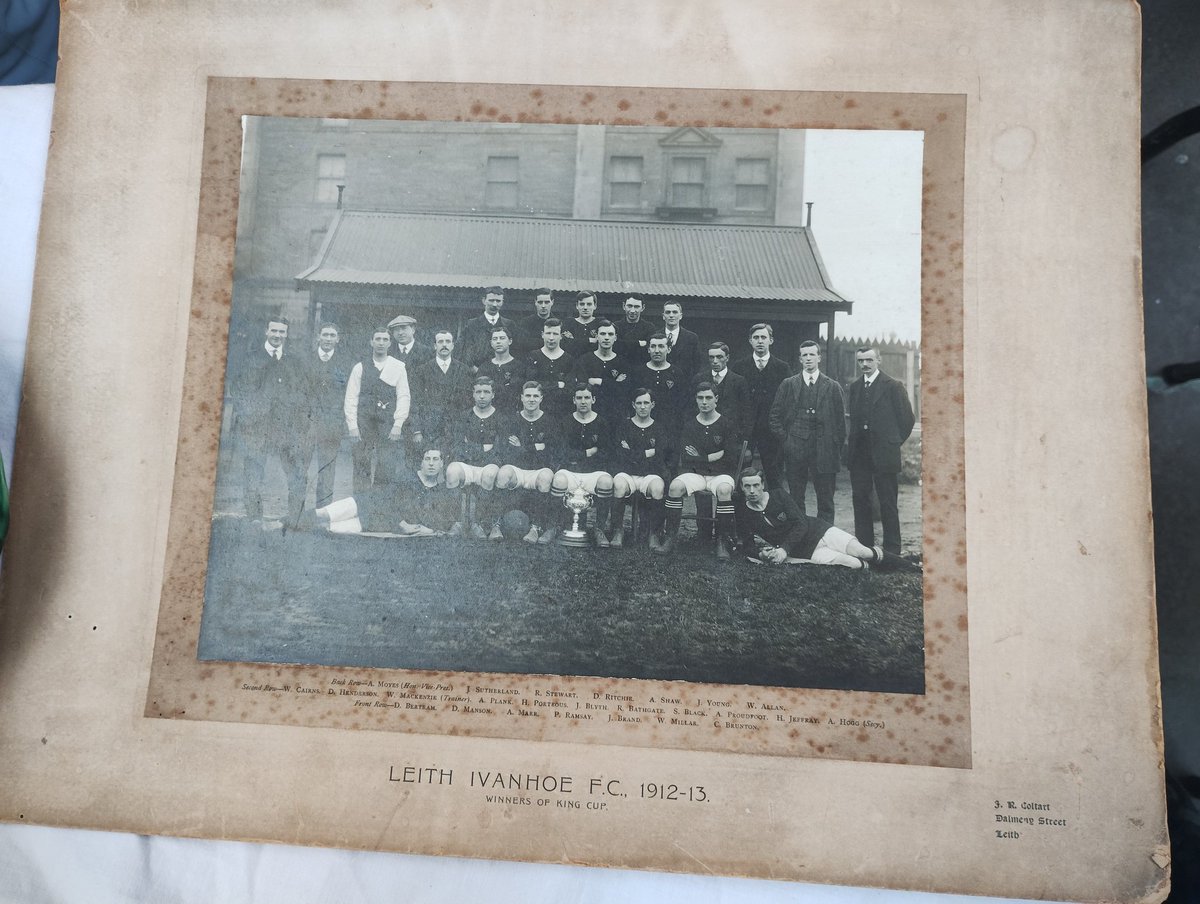 Great find from our friend <a href="/BestuEllefu/">Bestu Ellefu: Icelandic Football</a> at a flea market.

Not much out there on Leith Ivanhoe FC, though we've been reliably informed that they were a prominent juvenile team - thanks <a href="/AndyMitchMedia/">Andy Mitchell</a>.

A truly unknown Scottish lost football club. Sadly one of many!