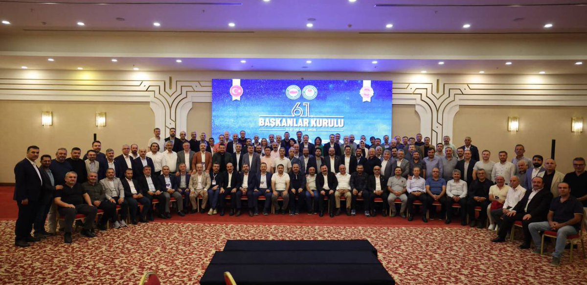 #MülakatPuanlarındaAdaletYok

Mağduriyet oluşturan mülakat uygulaması yerine adil bir istihdam modeli hayata geçirilmelidir. Hakkaniyetli, liyakat ölçülerine göre istihdamın toplum vicdanında karşılığı olan KPSS puan üstünlüğüne dayalı olarak memur istihdamı esas alınmalıdır.