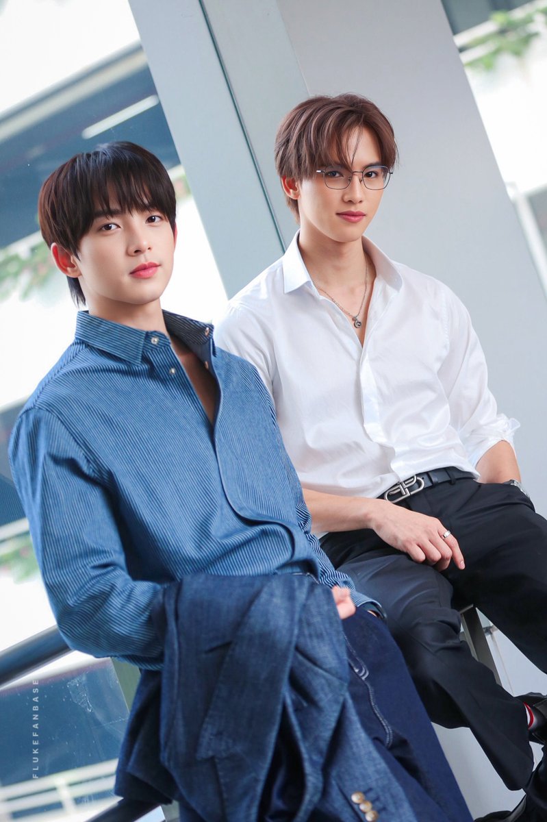 flukefanbase's tweet photo. ความดูดียันโครโมโซมนั้นมีอยู่จริง✨
🤍🩵
เวอร์ชั่นถอดสูทของ Kankham Bros. 👦🏻🧑🏻
ลูกค้าท่านใดผ่านมาพบเห็น รับสองพี่น้องกันคำไว้พิจารณาได้นะคะ

#FlukePongsapat #ฟลุ๊คจ์พงศภัทร์ 
#Garfinpkk https://t.co/PeSOd2Yiuy