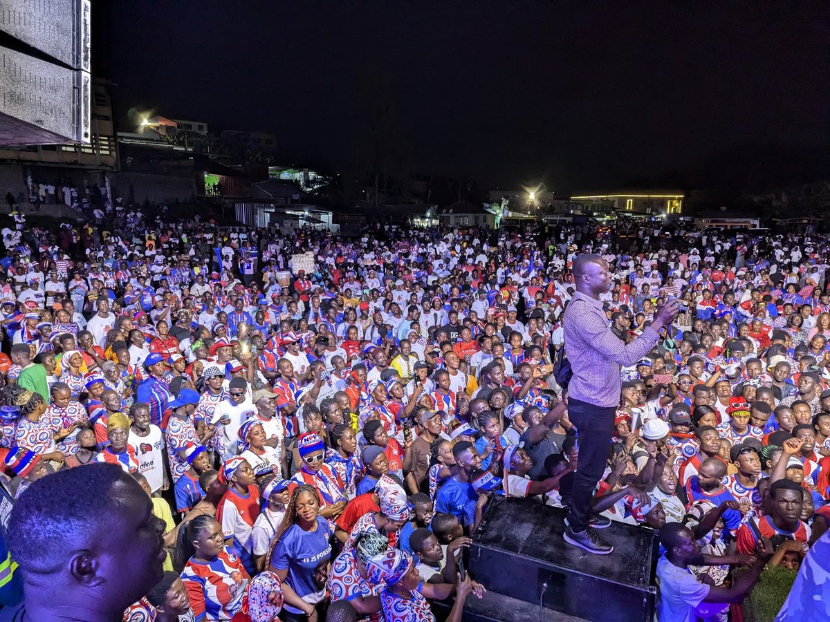 WisdomGomashie's tweet photo. *_SHOCKING MIDNIGHT RALLY, AS OVER 10,000 PEOPLE WAITED FOR BAWUMIA, DUKER AT TARKWA_*

*_Hon. Duker writes,_*

On Saturday, September 28, 2024, the good people of Tarkwa-Nsuaem defied the darkness of the midnights to stand and wait for the visionary next President of the https://t.co/alOVcFDocX