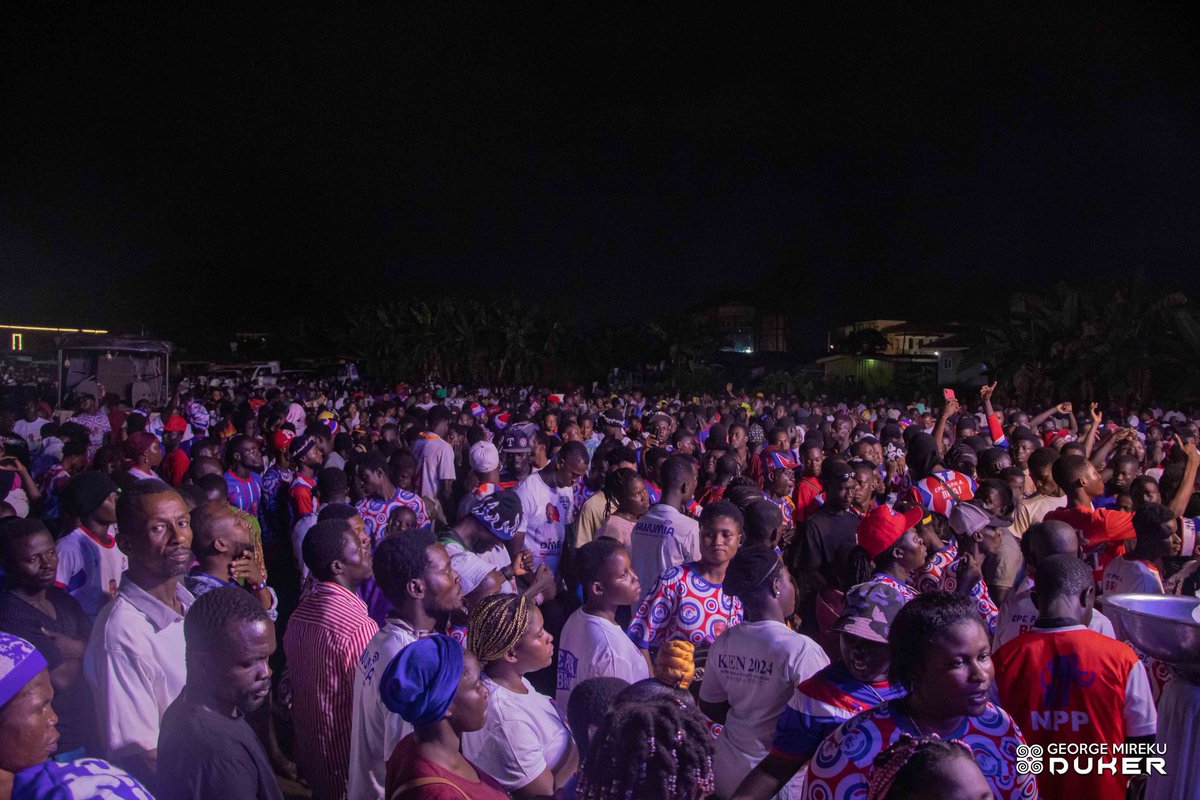 WisdomGomashie's tweet photo. *_SHOCKING MIDNIGHT RALLY, AS OVER 10,000 PEOPLE WAITED FOR BAWUMIA, DUKER AT TARKWA_*

*_Hon. Duker writes,_*

On Saturday, September 28, 2024, the good people of Tarkwa-Nsuaem defied the darkness of the midnights to stand and wait for the visionary next President of the https://t.co/alOVcFDocX