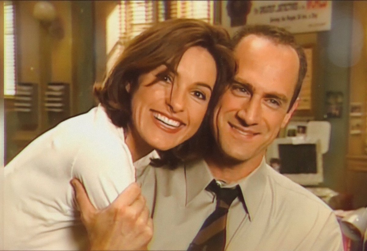 Chaos4Chriska's tweet photo. I’ll just leave this here… 😭 #needthemsobad #chriska #bensler #eoisendgame #loveliketheirs #P4L https://t.co/2hfjMOoMXm