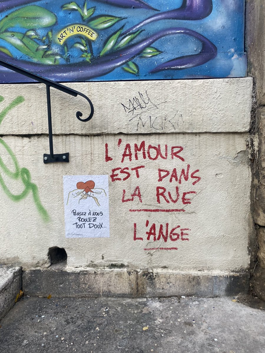 vicky_le_viking's tweet photo. Encore un peu de marseille 💙 https://t.co/I6lfGa0FKw