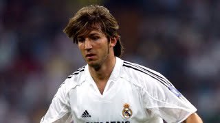 voltasport's tweet photo. 🎂 4️⃣9️⃣ Albert #Celades 
Compleix 49 anys l’exjugador i entrenador format al FC Barcelona fins el 1er equip, RC Celta de Vigo, Real Madrid CF, FC Girondins de Bordeaux, New York Red Bulls i Kitchee SC. Com a tècnic va entrenar a Espanya Sub-21, Real Madrid (ajudant) i València. https://t.co/idToVhHPyR
