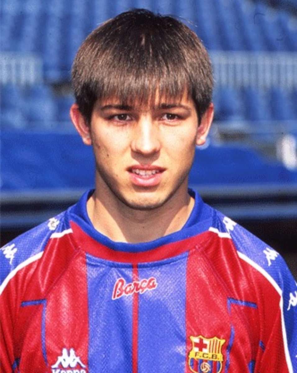voltasport's tweet photo. 🎂 4️⃣9️⃣ Albert #Celades 
Compleix 49 anys l’exjugador i entrenador format al FC Barcelona fins el 1er equip, RC Celta de Vigo, Real Madrid CF, FC Girondins de Bordeaux, New York Red Bulls i Kitchee SC. Com a tècnic va entrenar a Espanya Sub-21, Real Madrid (ajudant) i València. https://t.co/idToVhHPyR