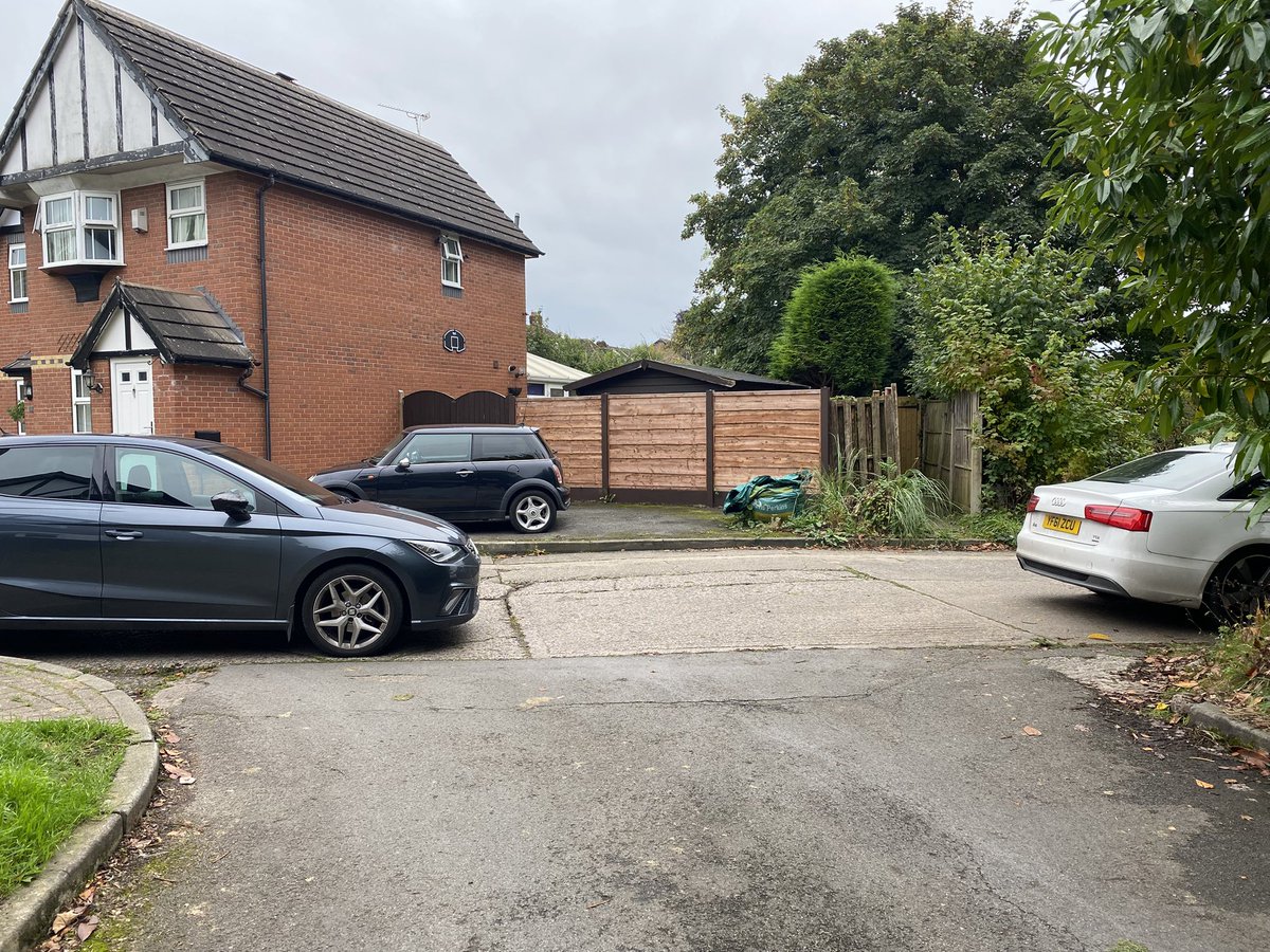How is this allowed? How are people living in The Hawthorns able to exit safely? #badparking