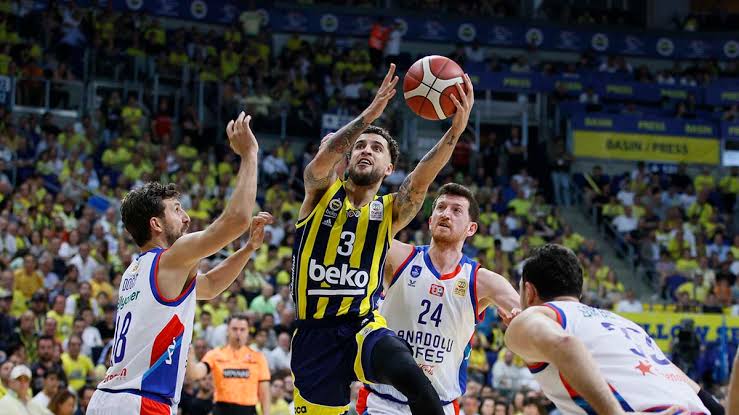 RibaundDergi's tweet photo. TBF, Fenerbahçe Beko ile Anadolu Efes'in karşılaşacağı Cumhurbaşkanlığı Kupası maçı için bilet satışı yapmadı.

 Basketbol Gelişim Merkezi'nde oynanacak karşılaşma, saat 18.00'de başlayacak.

#Ribaund #RibaundDergisi #Basketball https://t.co/CFMtHfqhW8