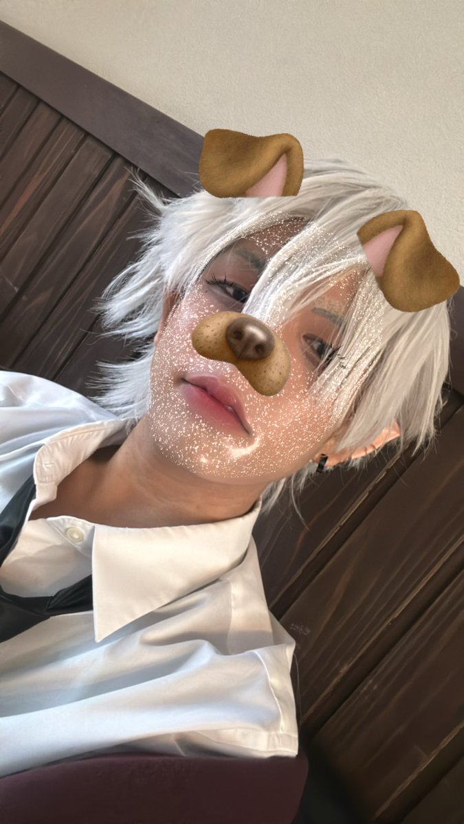 gami_1008's tweet photo. 葛葉のメイクもっと頑張って上手くなります！！ https://t.co/KNnu0cpSMi