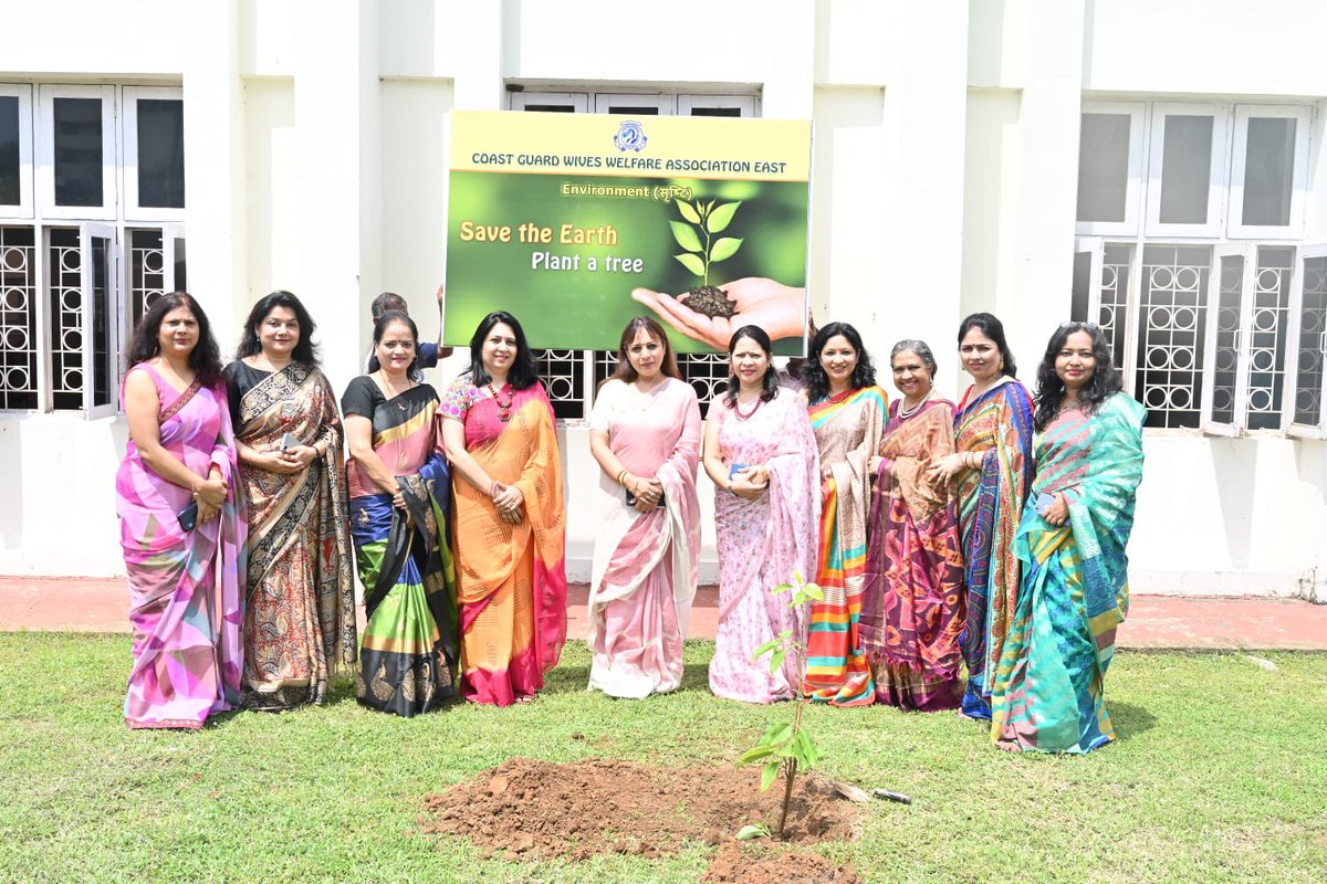CGWWA_ICG's tweet photo. #CGWWA #SRISHTI. A tree plantation activity was organised by Team #Shristi (Environment) #Chennai on 28th Sept 2024. Tatrakshikas planted the saplings at #CGRA Meenambakkam, #Chennai. @IndiaCoastGuard https://t.co/4YiFDC6B59