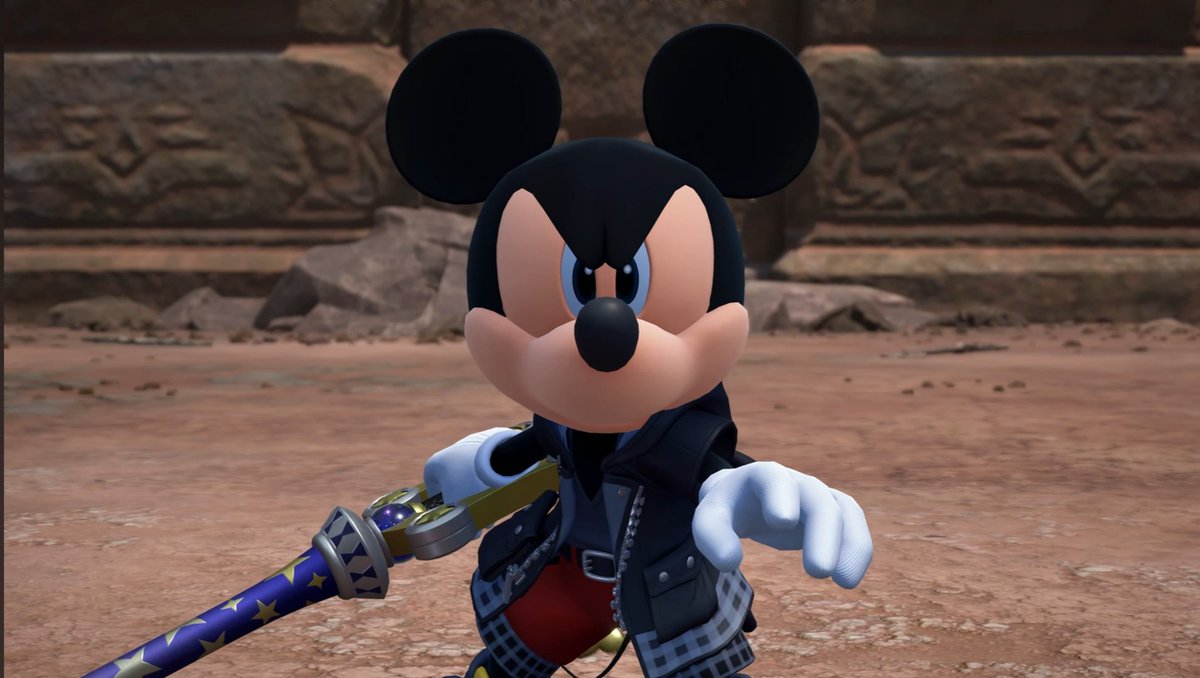 Key_Cast's tweet photo. "peak character design" and it's just a mouse with a giant key https://t.co/y7IrKaKfY2