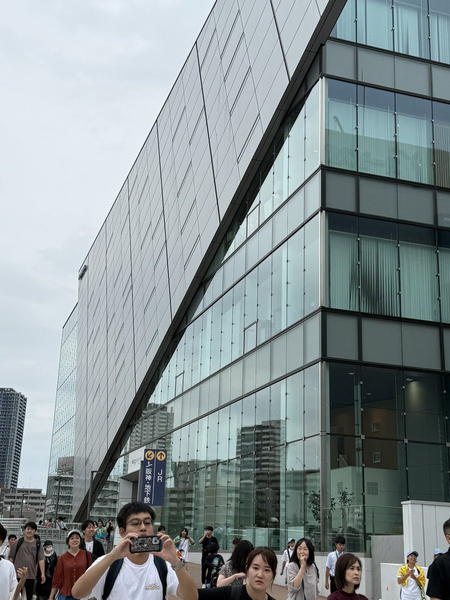 vap_twmc's tweet photo. @nikebump お願いします！この建物の中にいます！ https://t.co/oIqB40Ij9s