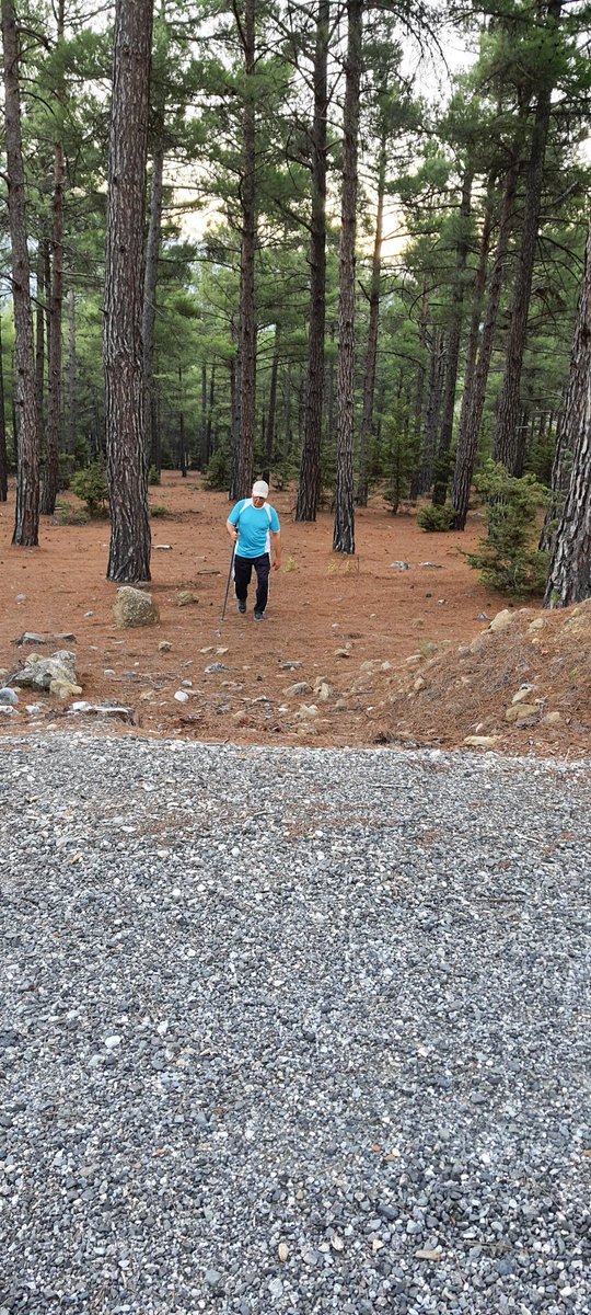 #8Yıl 2597. Gün 

" Sabır pozitif düşünme kudretidir. Sabretmek, insanın arzu ettiği hedefe doğru sürekli direnç göstererek sonuca varmasıdır." 

#SağlıklıYaşamYürüyüşü'müzün kesintisiz 2597. gününü #Adana #Pozantı #Yenikonacık Yaylası #Kırıntı'da yürüdük.
#Yürüyüş #Sağlık
#Pazar